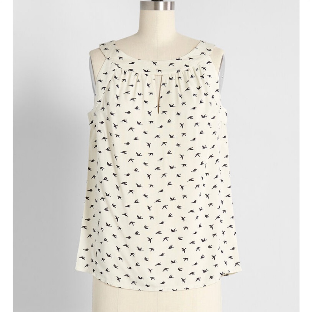 Bird Print Sleeveless Blouse
